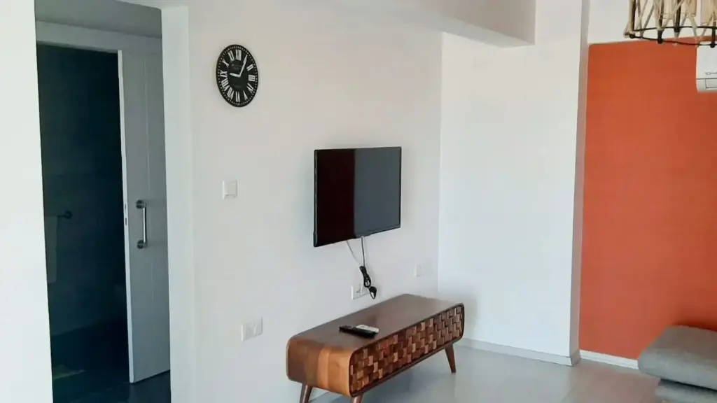 Apartment — דירת 1+1 מרוהטת עם נוף פנורמי להרים – אדלווייס