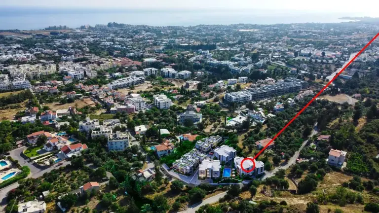 Apartment — Mountain Hill 2: Panoramiczne Widoki na Morze w Alsancak