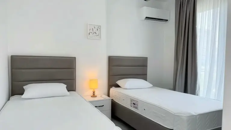 Apartment — سانری