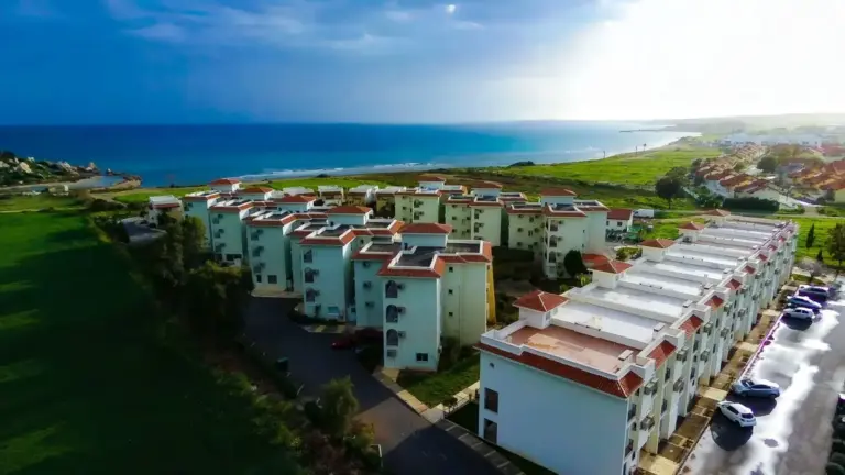 Apartment — Sunrise Beach in İskele from £55,000