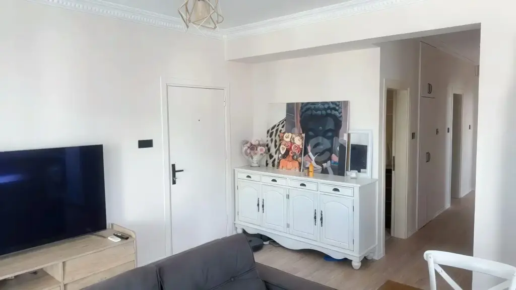Apartment — کرسوس