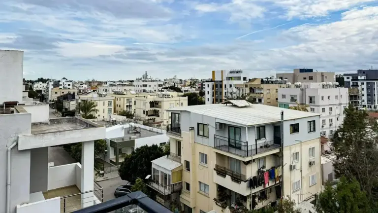 Penthouse &mdash; <p class="listing-card__title">נכס 56</p>