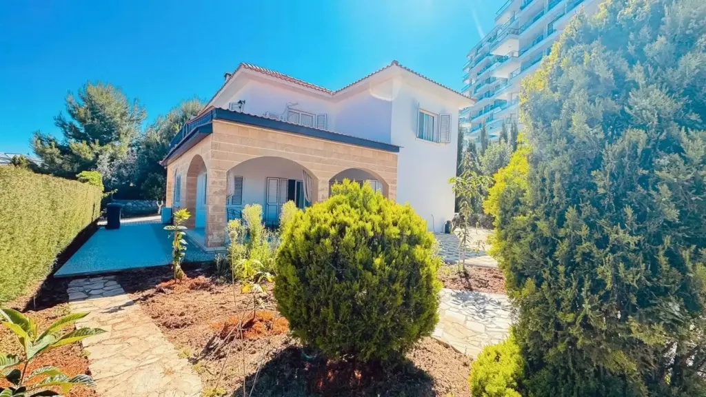 Villa — Boğaz Villa's